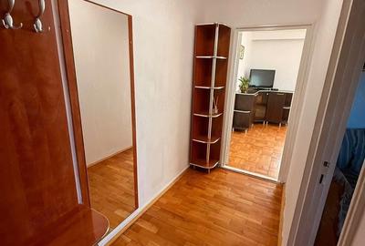 Apartament cu 2 camere semidecomandat în Central - 1