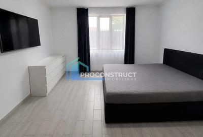 Casă cu Teren 403 Mp în Plopi