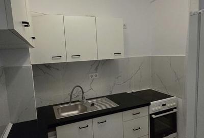 Apartament cu 3 camere decomandat în Carpați 1