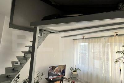 Apartament cu 4 camere în Zăvoi - 3