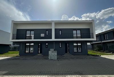 Casă cu 4 camere cu Teren 260 Mp în Rășinari
