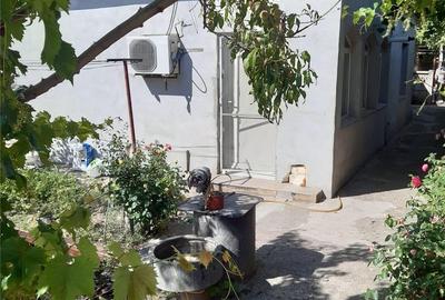 Casă cu 3 camere în Central - 1