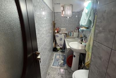 Apartament cu 4 camere semidecomandat în Craiovița Nouă - 6