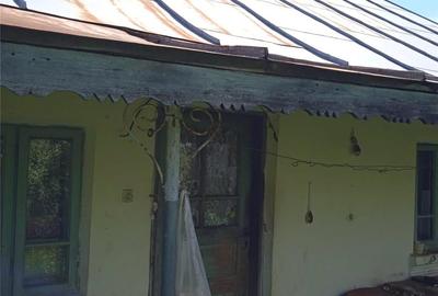 Casă cu 5 camere cu Teren 4020 Mp în Marița - 3