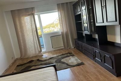 Apartament cu 3 camere decomandat în Câmpului - 2