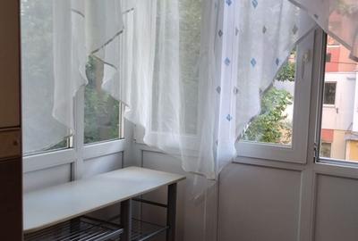 Apartament cu 2 camere decomandat în Sărari - 3