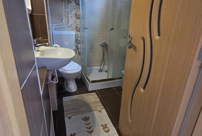 Casă cu 3 camere cu Teren 141 Mp în Central