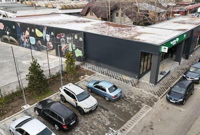 Spațiu comercial, de 97 mp, în Central - 3