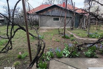 Casă cu 3 camere cu Teren 100 Mp în Central - 7