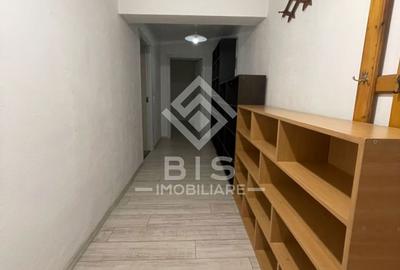 Apartament cu 5 camere în Calea Moldovei