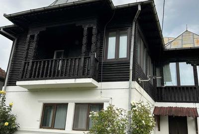 Casă cu 4 camere în Suslănești