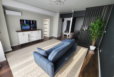 Apartament cu 3 camere decomandat în Faleză