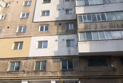 Apartament cu 2 camere decomandat în Central - 3
