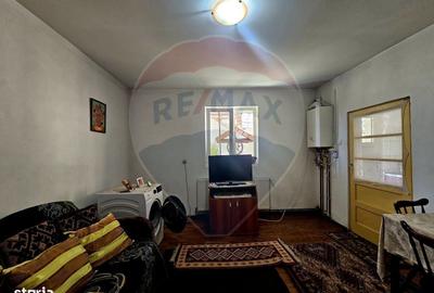 Casă cu 4 camere cu Teren 535 Mp în Central - 12