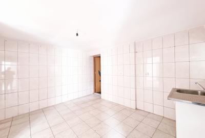 Casă individuală cu 5 camere cu Canalizare în Nord - 3