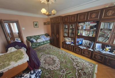 Apartament cu 3 camere decomandat în Alexandru cel Bun - 3