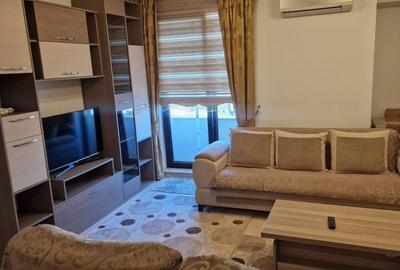 Apartament cu 3 camere decomandat în Km 5 - 1