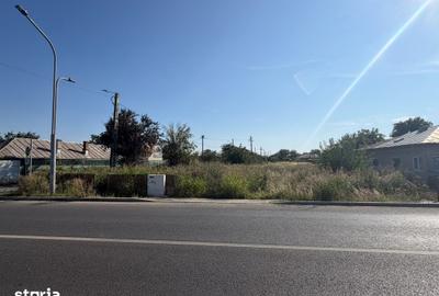 Teren de 2438 mp, în Central