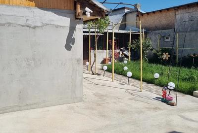 Casă cu 3 camere cu Teren 215 Mp în Rahova