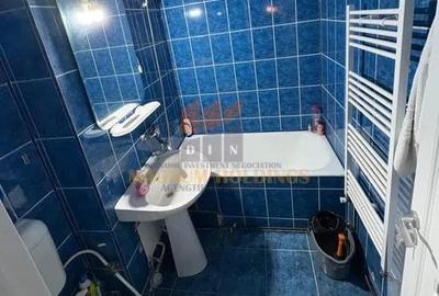 Apartament cu 2 camere semidecomandat în Craiovei