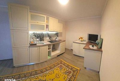Casă cu 4 camere cu Teren 90 Mp în Central