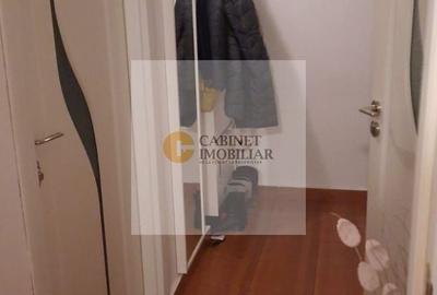 Apartament cu 2 camere semidecomandat, mobilat în Cișmigiu