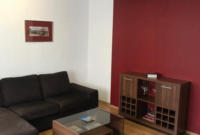 Apartament cu 3 camere decomandat în Decebal