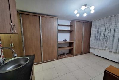 Garsonieră semidecomandată în Vitan