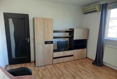 Apartament cu 2 camere decomandat, mobilat în Berceni