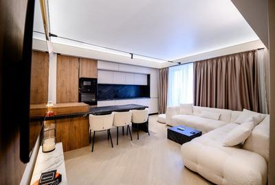 Apartament cu 3 camere semidecomandat, mobilat în Central