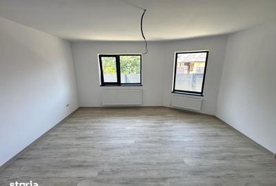 Casă cu 3 camere cu Teren 450 Mp în Ciurea