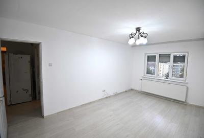 Apartament cu 3 camere decomandat în Valea Rosie