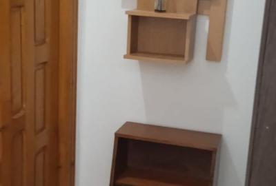 Garsonieră semidecomandată în Apollo