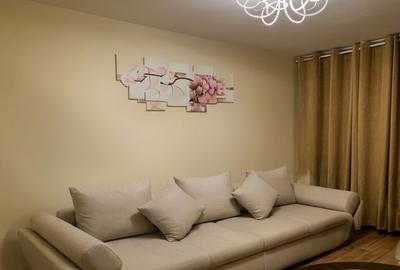Apartament cu 2 camere semidecomandat, mobilat în Timpuri Noi