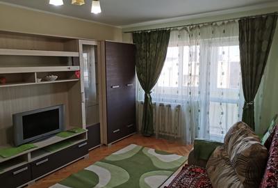 Apartament cu 3 camere în Între Lacuri