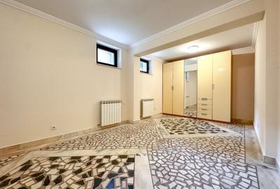 Casă individuală cu 8 camere cu Canalizare în Pipera - 59