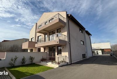 Apartament cu 3 camere în Dămăroaia