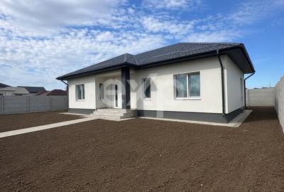 Casă individuală cu 4 camere cu Canalizare în Clinceni - 9