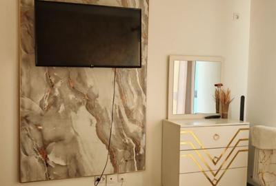 Apartament cu 2 camere decomandat în Runcu