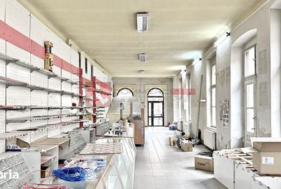 Spațiu comercial, de 161 mp, în Centrul Istoric