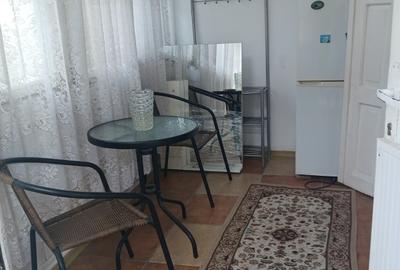 Apartament cu 2 camere semidecomandat în Drumul Carului