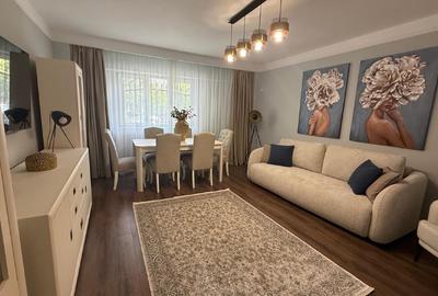 Apartament cu 3 camere decomandat, mobilat în Unirii
