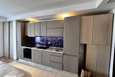 Apartament cu 3 camere în Ștefăneștii de Jos