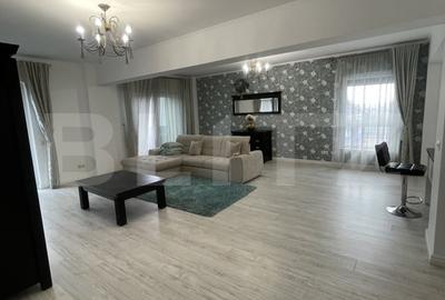 Apartament cu 3 camere decomandat, mobilat în Central
