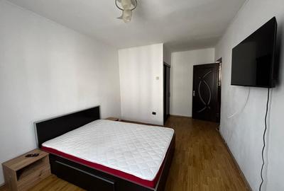 Apartament cu 2 camere decomandat în Ostroveni