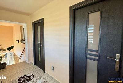 Casă cu 3 camere cu Garaj în Brâncovenești - 6