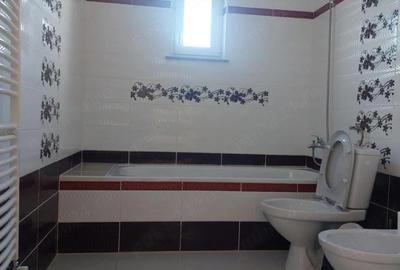 Casă cu 3 camere cu Teren 300 Mp în Marginea - 9