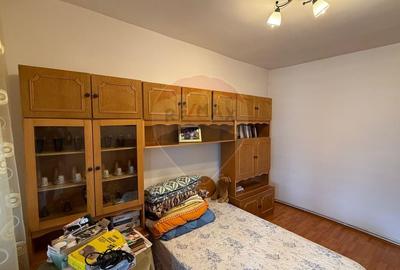 Casă cu 3 camere cu Teren 990 Mp în Fitionești - 5