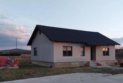 Casă individuală cu 3 camere cu Teren 510 Mp în Cheriu - 2
