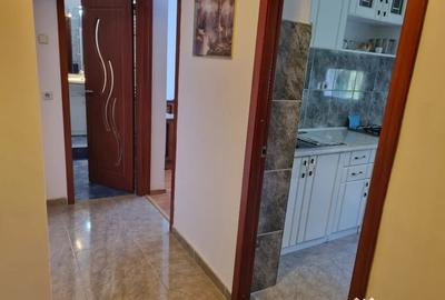 Apartament cu 2 camere decomandat în Astra